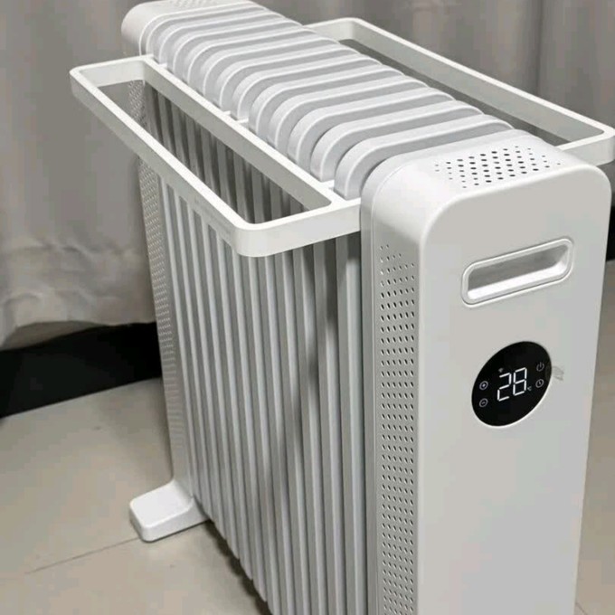 米家YTZNQ01ZM電熱油汀評(píng)測(cè) 小米電暖器如何成為冬日里的溫暖神器